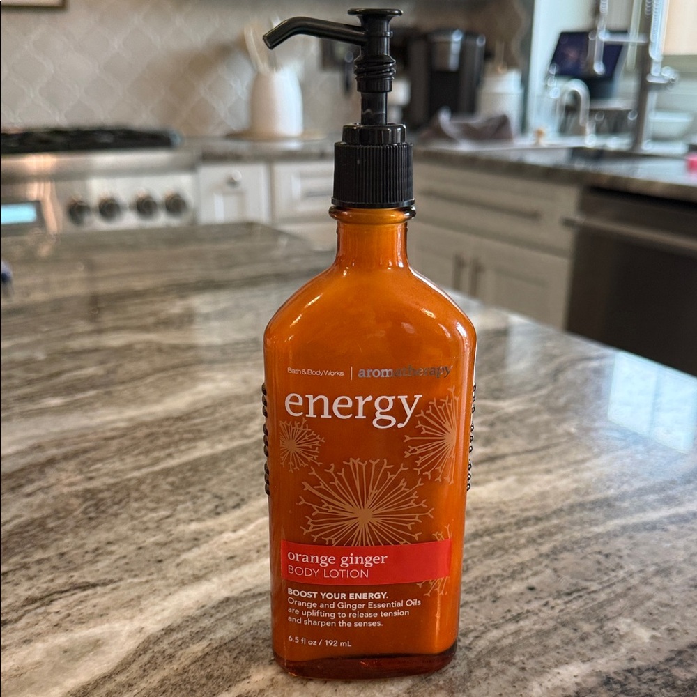 Bath & Body Works Energy Orange Ginger Lotion - Orange with Black Pump